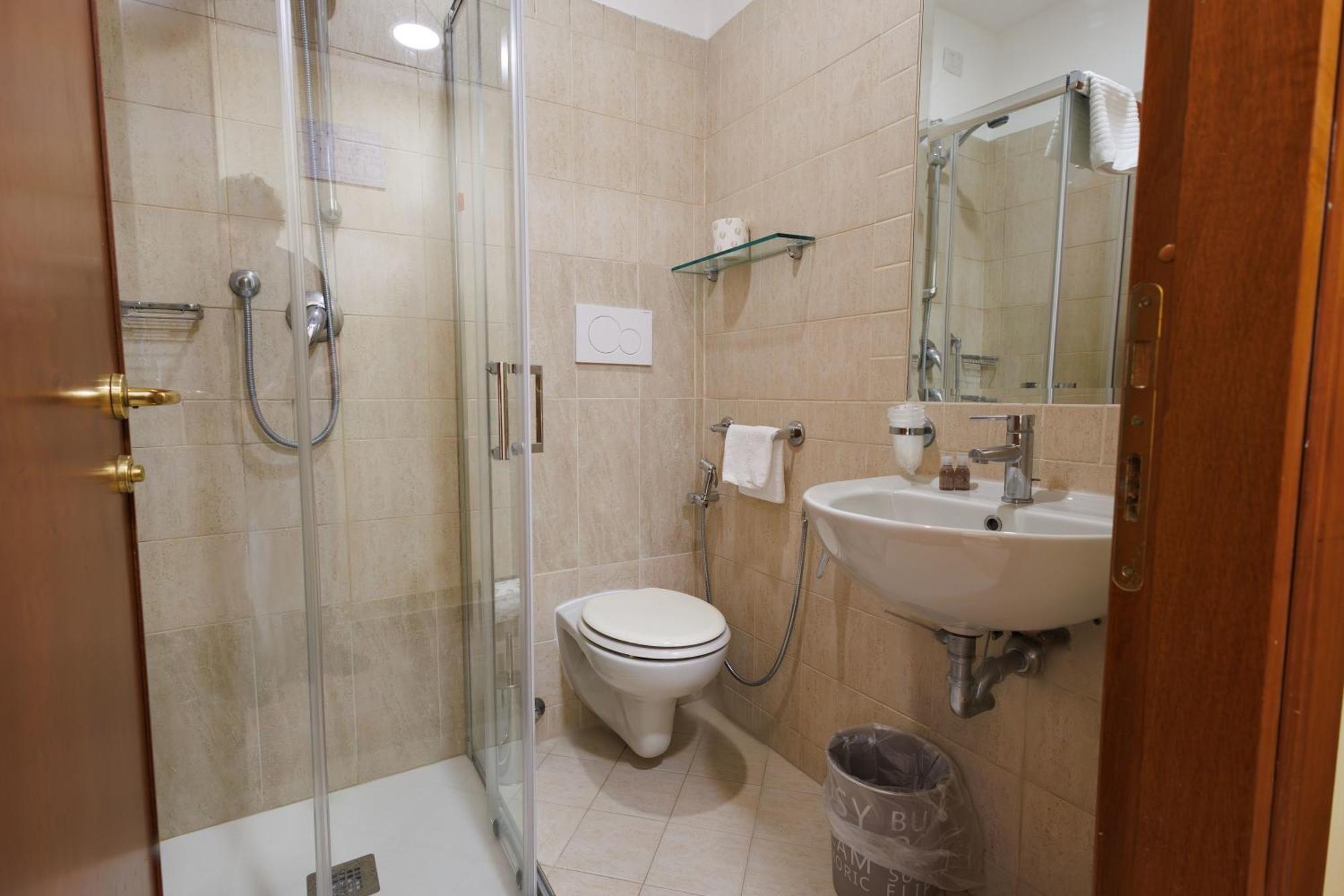 רומא Hotel Terminal מראה חיצוני תמונה
